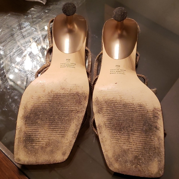 Shoes - Picture 4 of 5